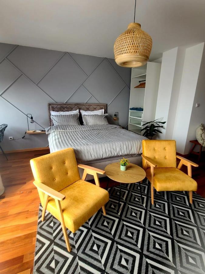 Apartamento Stan Na Dan Krsmanovic Čačak Exterior foto